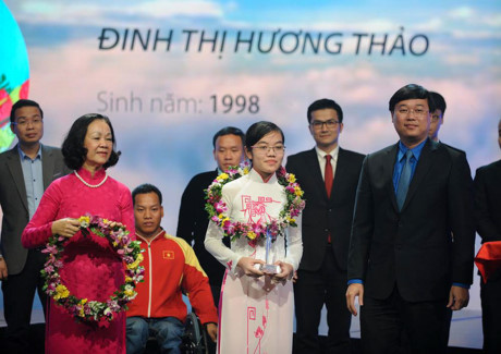 ĐInh Thị Hương Thảo - chủ nhân 2 HCV Olympic Quốc tế 2 năm liên tiếp.