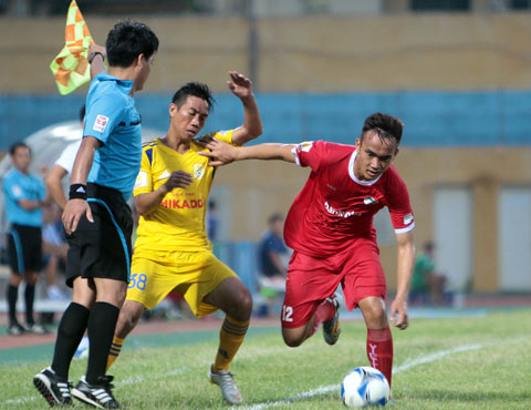  Cuộc đối đầu giữa Viettel (đỏ) và Nam Định (vàng) trên sân Hàng Đẫy sẽ là tâm điểm vòng 5.