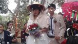 Cặp đôi chồng kém vợ 2 giáp làm đám cưới gây xôn xao từng bị hai gia đình phản đối không cho yêu nhau