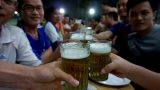 Nam Định: Kỳ lạ nơi làm cốc vại chỉ để uống bia hơi Hà Nội