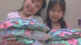 Xúc động hai bé gái ở Nam Định làm 500 chiếc ‘kẹo hoa’ gửi các ‘chiến binh’ chống dịch ở Điện Biên