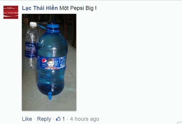  FBer Lạc Thái Hiền đã chia sẻ một chiếc “ly” siêu khủng mà bạn chuẩn bị cho “Ngày hội Pepsi khoác màu áo mới”. Thậm chí, Lạc Thái Hiền còn trang điểm cho chiếc ”ly” của mình với nhãn chai Pepsi nữa chứ! 