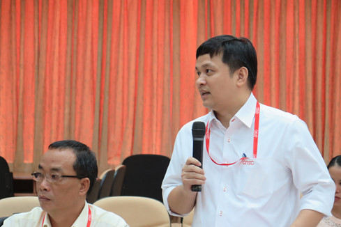 Giám đốc Lâm Nguyễn Hải Long trả lời chất vấn 