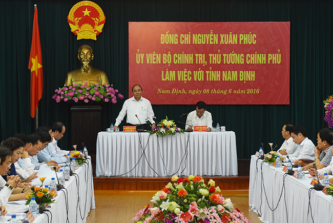 Thủ tướng Nguyễn Xuân Phúc làm việc với tỉnh Nam Định 