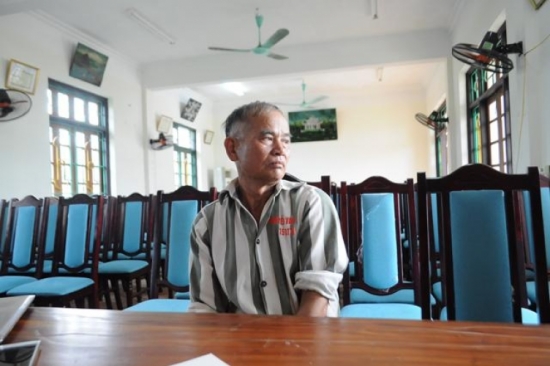 Phạm nhân Nguyễn Văn Tâm cố gắng cải tạo tốt để sớm được về với các con.     Ảnh: N.Vũ