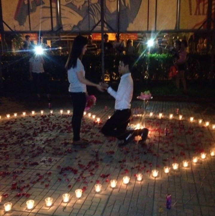 Màn cầu hôn lãng mạn tại Trung Tâm Thành Phố Nam Định