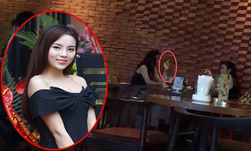  Tháng 7/2016, ngay trước thềm CK Hoa hậu Việt Nam, Nguyễn Cao Kỳ Duyên bị bắt gặp hút thuốc lá phì phèo giữa chốn công cộng.