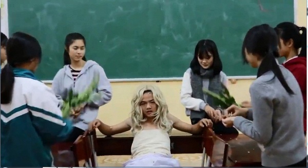 Phì cười với clip nhép ‘Lạc trôi’ của học sinh Nam Định