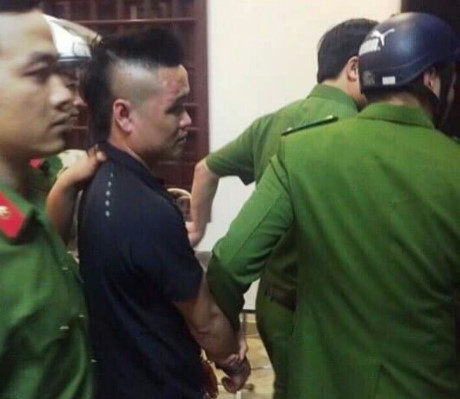 Đối tượng giang hồ 9X Phạm Văn Tùng bị bắt giữ sau khi đâm chết người trong đám cưới (ảnh: Công an Nam Định)