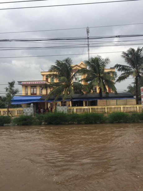 Nam Định chìm trong biển nước, hàng nghìn người dân được sơ tán