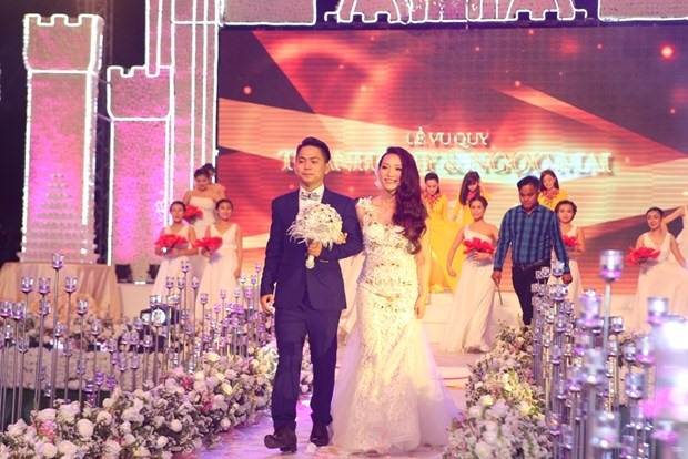 Choáng với những siêu đám cưới xa hoa bậc nhất Việt Nam