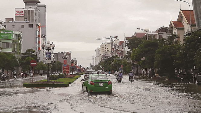Nam Định: Khu đô thị hiện đại khổ sở vì ngập lụt
