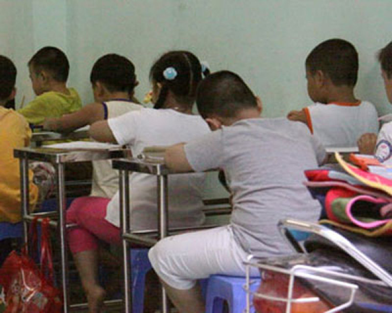 Nam Định: Trẻ lớp 5 “chạy sô” học thêm để thi trường chuyên