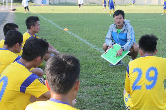 Nam Định nằm trong những ứng viên xuống hạng tại V.League 2018