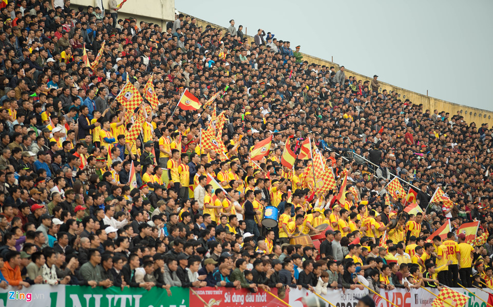22.000 người đến sân ngày Nam Định trở lại V.League sau 8 năm