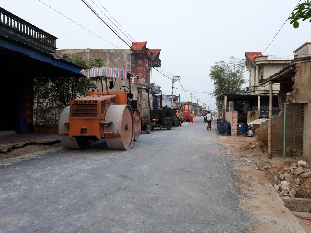 Con đường 7 tỷ ở Nam Định dùng tay cậy được đá lên đã làm lại ngay trong đêm