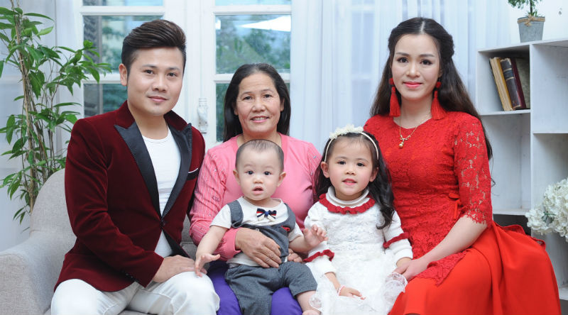 Nam Định: Ca sĩ Ngọc Ký “Mẹ và vợ đều có vị trí quan trọng như nhau “