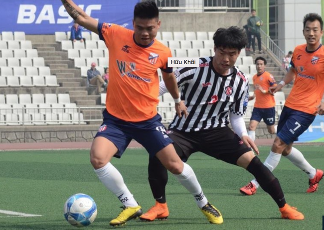 Cầu thủ người Nam Định toả sáng tại Hàn Quốc