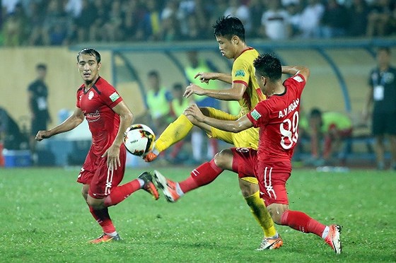 TPHCM gặp Nam Định: Trận chung kết ngược, trận cầu 6 điểm