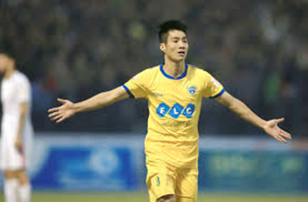 Rời Thanh Hoá, Hoàng Văn Bình sẽ chọn đội bóng thành Nam?