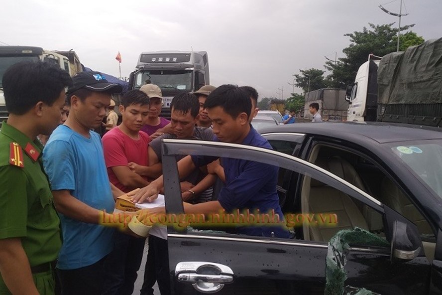 Bắt giữ đối tượng người Nam Định vận chuyển gần 2kg ma túy