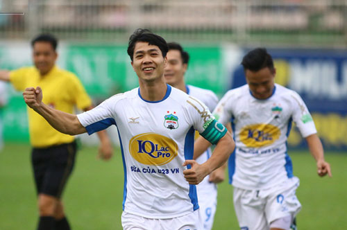HLV HAGL nói gì về trận “chung kết” với Nam Định?