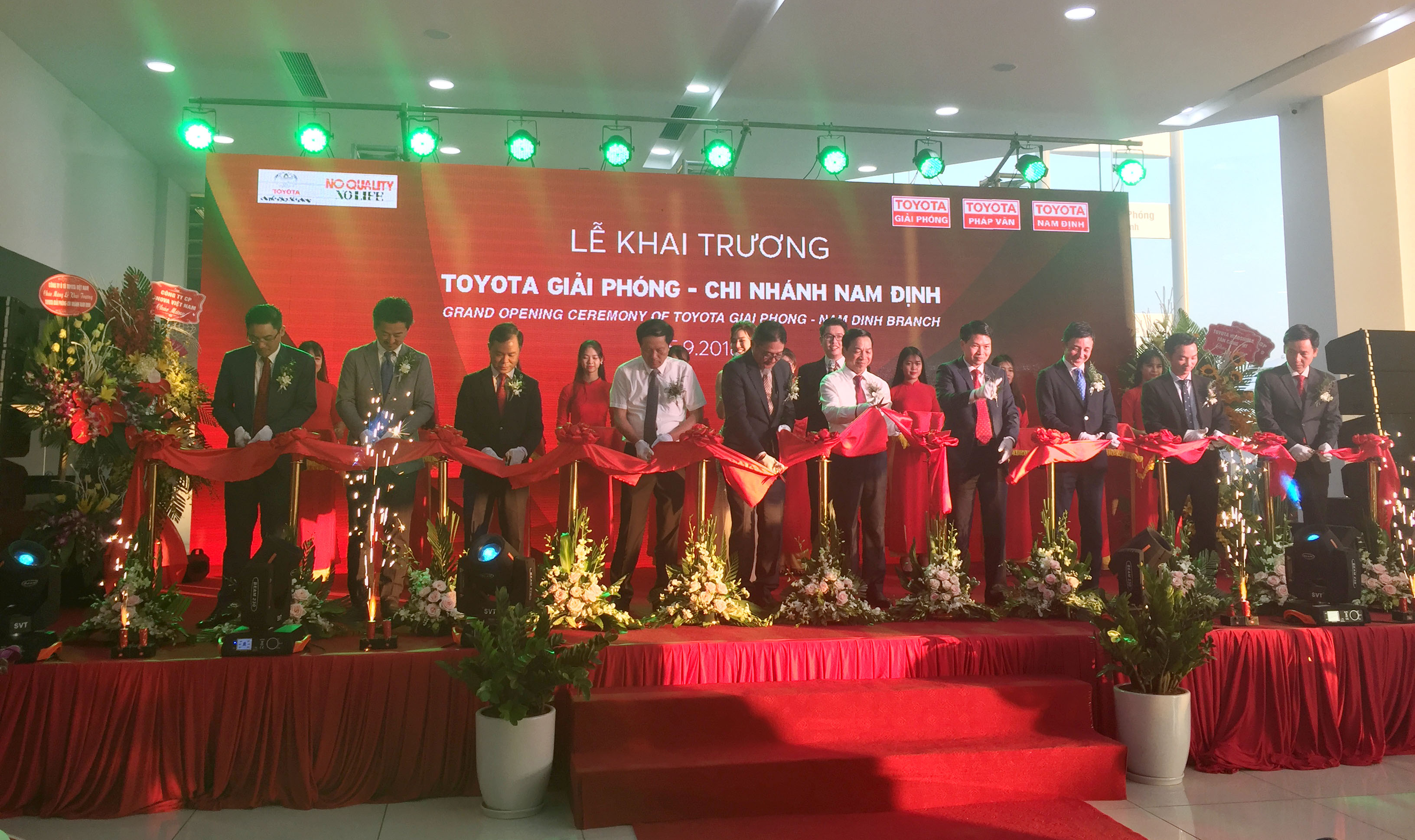 Toyota chính thức khai trương đại lý tại Nam Định