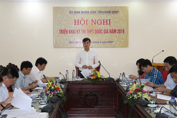 Nam Định: Lo ngại gian lận thi cử bằng công nghệ cao