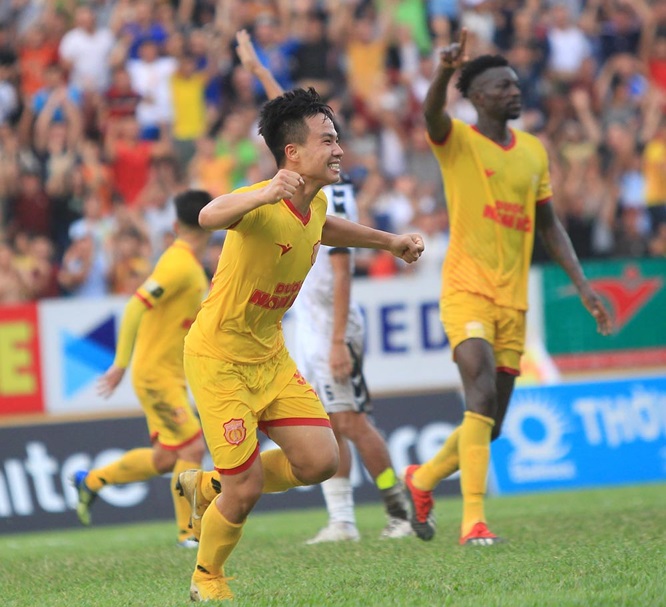 V-League 2019: Nam Định đang và sẽ đi về đâu?