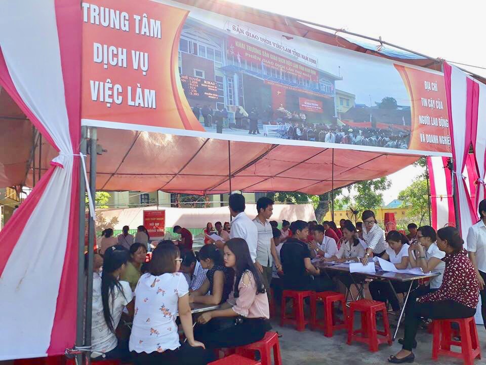 Trung tâm dịch vụ việc làm Nam Định: Tư vấn gần 33 nghìn lượt người chỉ trong 8 tháng