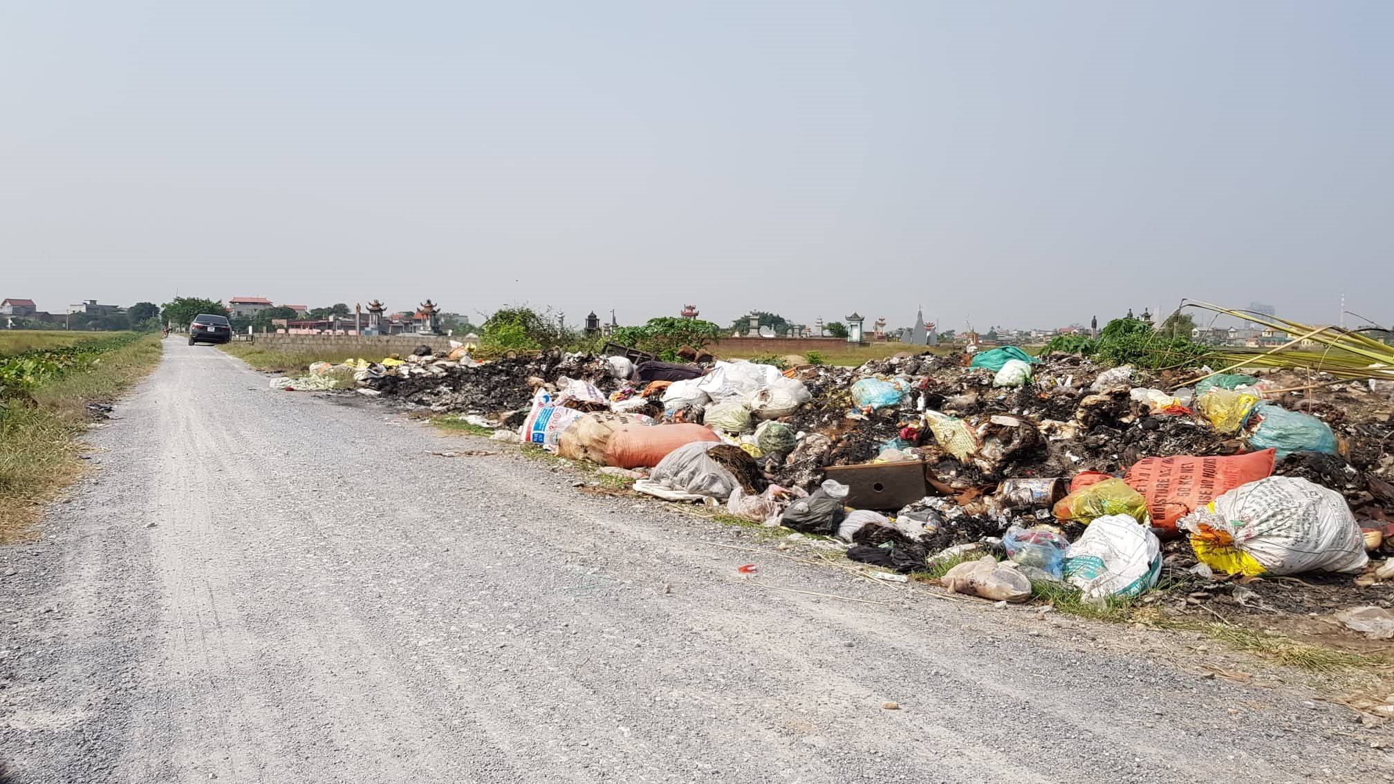 Nam Định: Rác thải bủa vây “xã nông thôn mới”