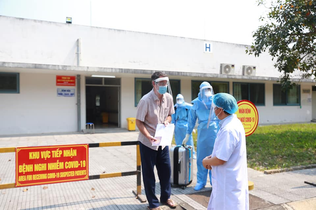 Bệnh nhân số 33 xuất viện tại Huế, Việt Nam điều trị khỏi 21 ca nhiễm Covid-19