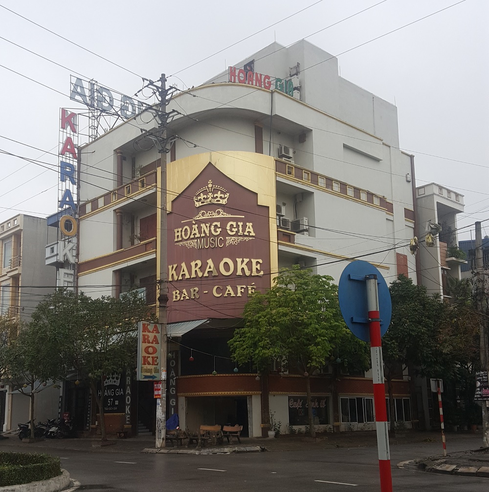 Nam Định: Bắt giữ 68 thanh niên đang ‘phê’ ma túy trong quán karaoke