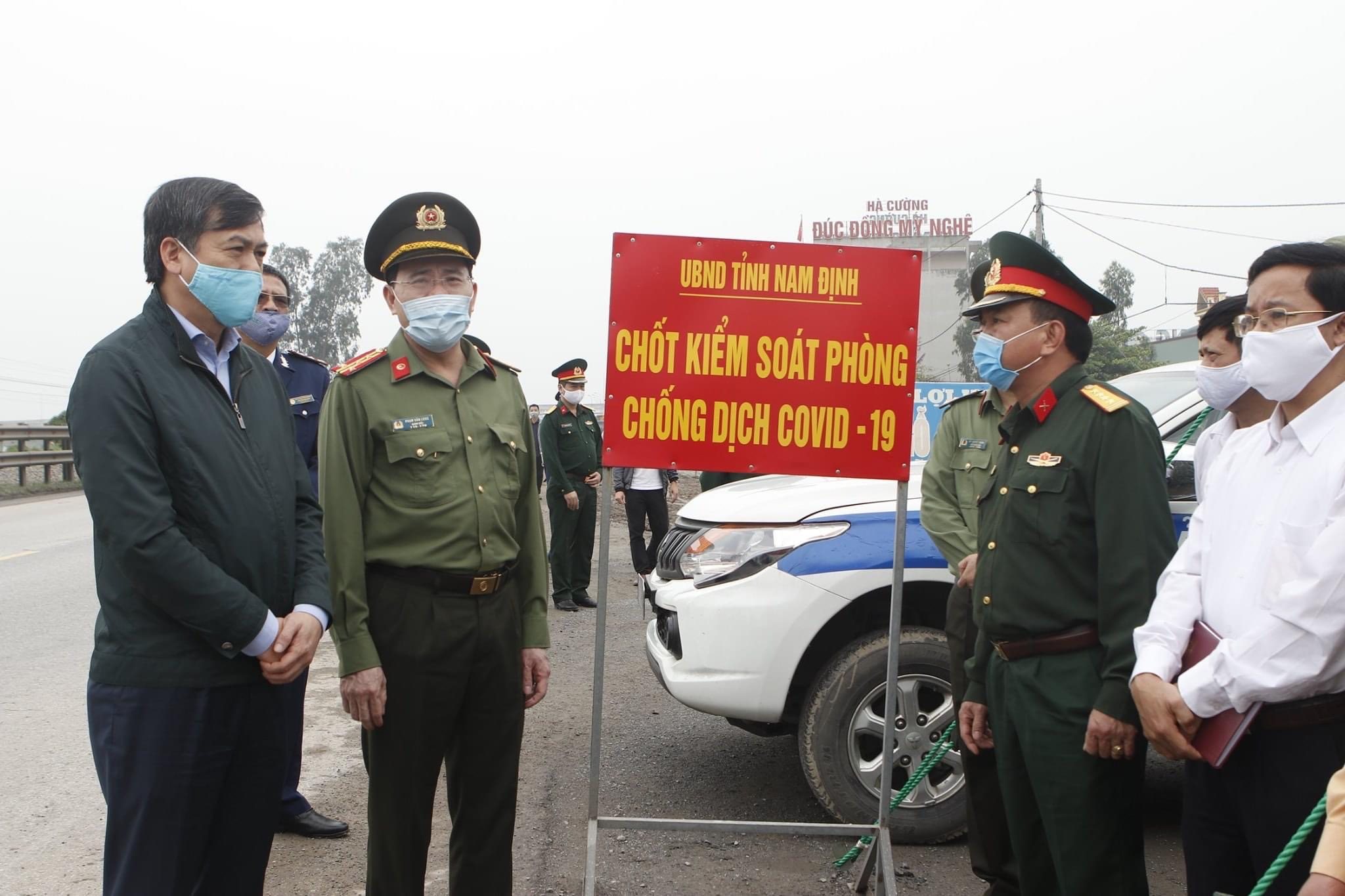 Nam Định: Xử lý, nhắc nhở 54 trường hợp không đeo khẩu trang phòng chống dịch Covid-19