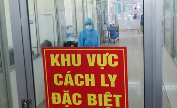 Thêm 2 trường hợp nhập cảnh từ Nga mắc COVID-19, Việt Nam có 415 ca bệnh