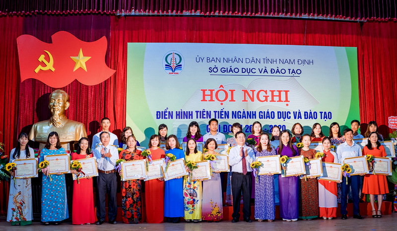 Nam Định Lá cờ dẫn đầu về chất lượng Giáo dục hơn 25 năm