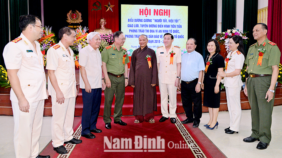 Nam Định Tiếp tục đẩy mạnh phong trào toàn dân bảo vệ an ninh Tổ quốc vùng đồng bào các tôn giáo