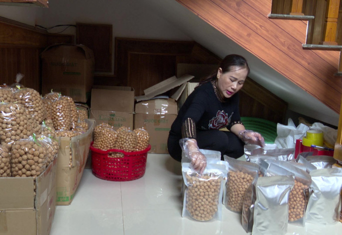 Nam Định: Làng nghề bánh nhãn Hồi Xuân vào vụ Tết