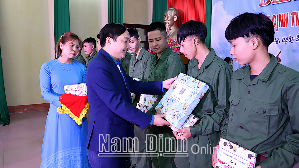 NAM ĐỊNH -Sáng mai, 3-3, toàn tỉnh bàn giao 2.550 tân binh lên đường nhập ngũ