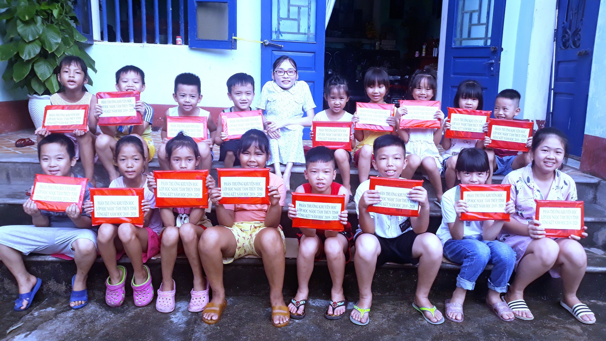 Nam Định: Lớp dạy học miễn phí ‘5 không’ của cô giáo xươɴɢ ᴛʜủʏ ᴛɪɴʜ