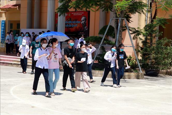 Thí sinh thuộc diện F2 thi phòng riêng trong kỳ thi vào lớp 10 tại Nam Định