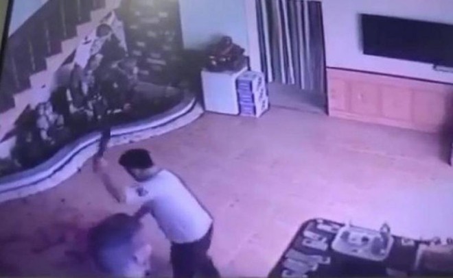 Nghi phạm dùng dao chém liên tiếp vào người tình ở Ninh Bình là tội phạm đang bị truy nã