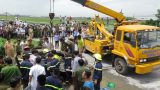 Nam Định: Ô tô con bị xe tải đè nát, 1 người tử vong