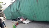 Nam Định: Danh tính nạn nhân trong vụ xe container đè bẹp xe ô tô con 4 chỗ