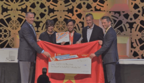 Nam sinh Nam Định ghi danh Việt Nam tại cuộc thi tin học văn phòng thế giới