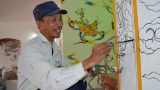 Gặp người đàn ông có bộ móng dài hơn 50cm ở Nam Định