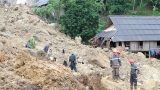 68 người chết trong mưa lũ, 34 người còn mất tích 68 người chết trong mưa lũ, 34 người còn mất tích