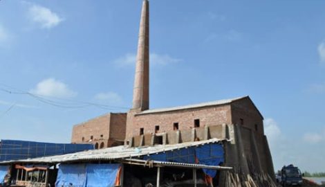 Những ‘thánh đường’ tỏa khói ở Nam Định