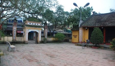 Ngôi làng bắt trai gái “nhịn yêu” ở Nam Định