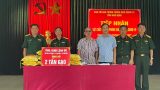 Hai tấn gạo nghĩa tình của ông lão 75 tuổi giúp đồng bào chống dịch